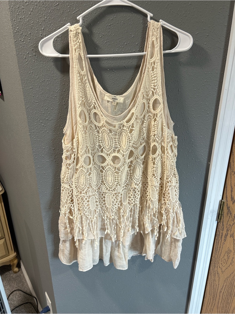 Entro Cream Crochet Tank Top